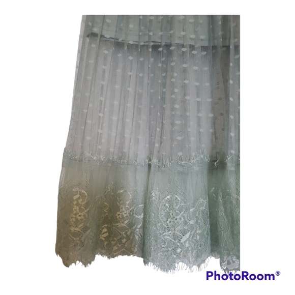 H&M Seafoam Green Overlay Lace Skirt - Size XXS, 00 - Picture 2 of 4